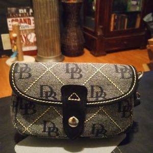 Dooney& Bourke wristlet